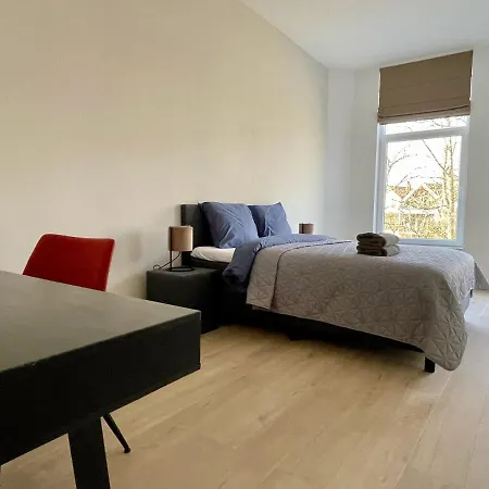 Fantastic 1 Bedroom Serviced 64m2 -mnl F- Rotterdam
